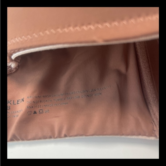 Anne Klein full coverage wireless adjustable straps Trim Bra Size 36B - Picture 7 of 7